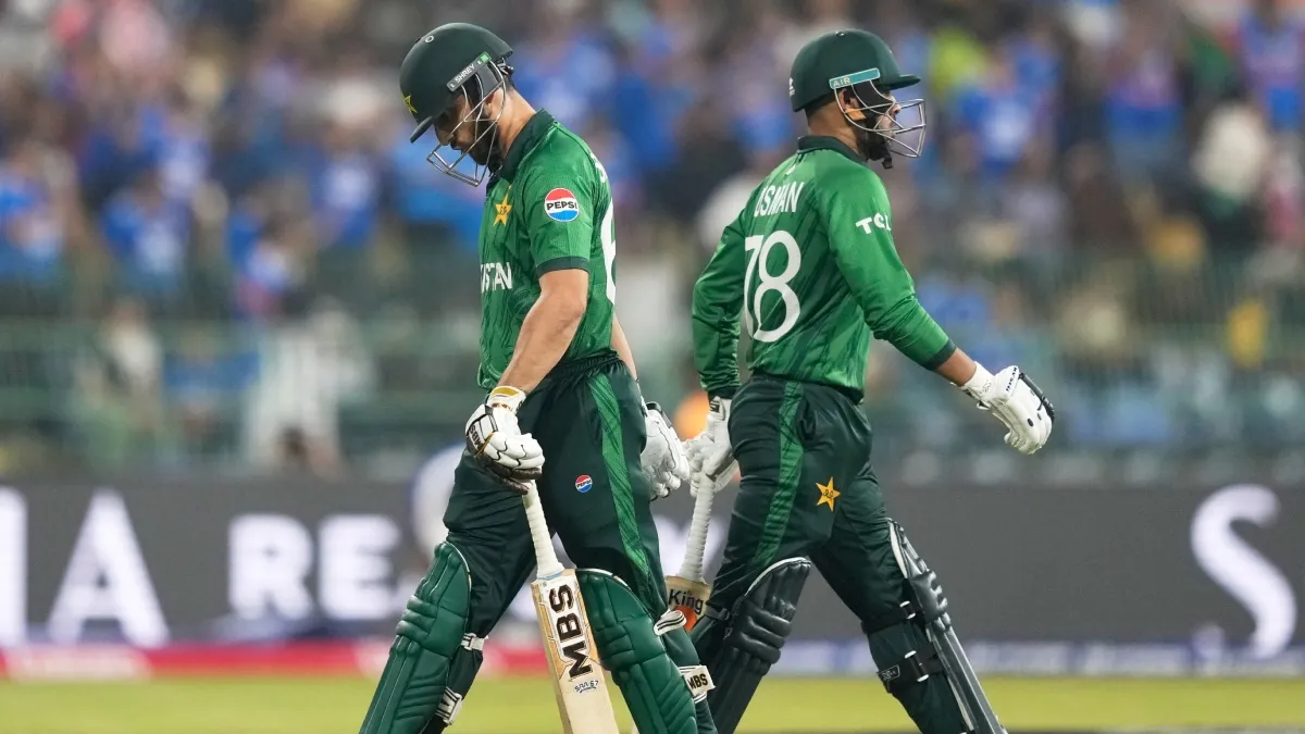 Netizens mock Pakistan following India