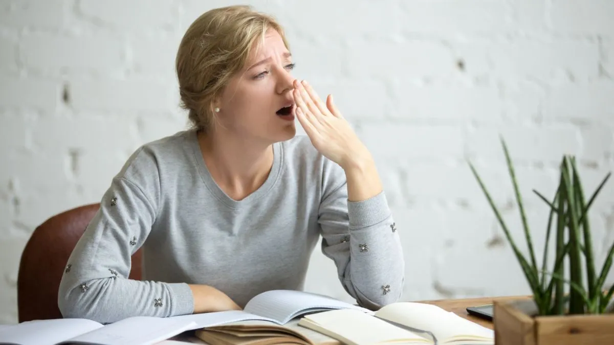 Notice better hearing after yawning? UK surgeon on why