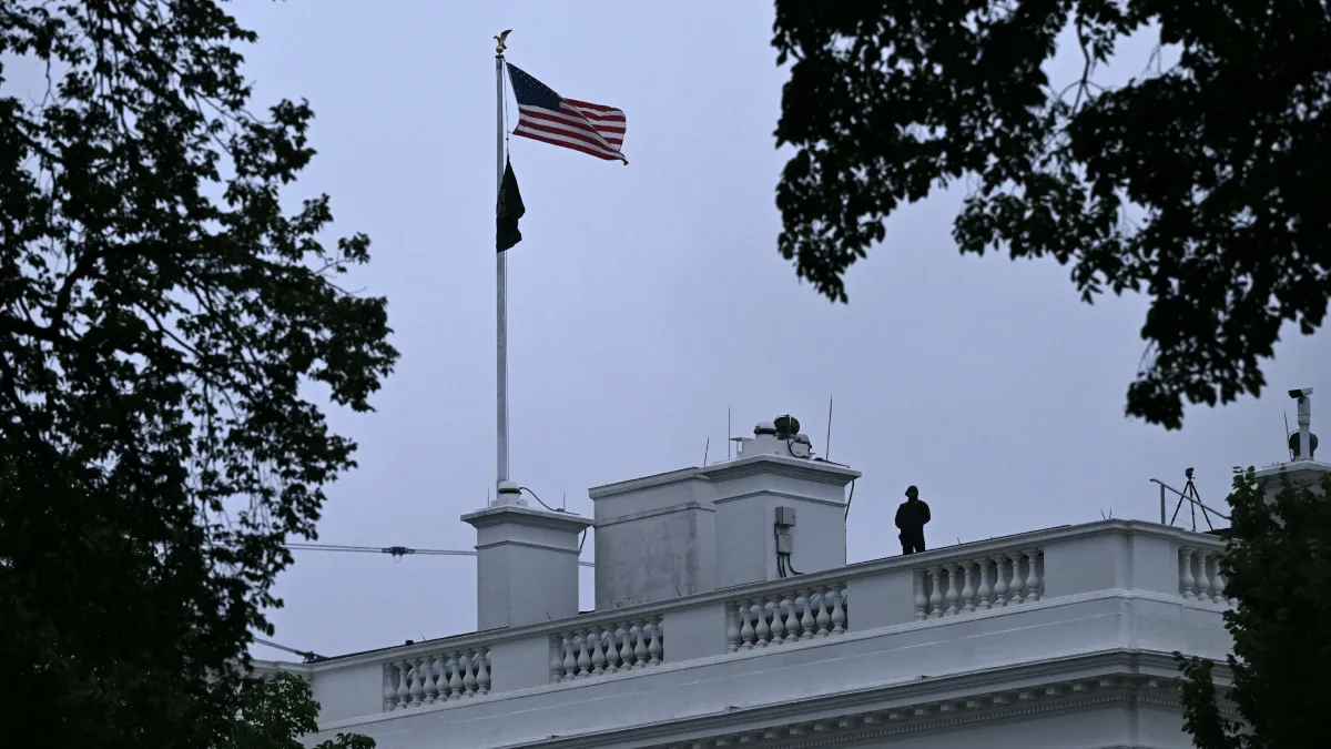 Multiple gunshots fired near White House while President Trump was inside; suspect killed