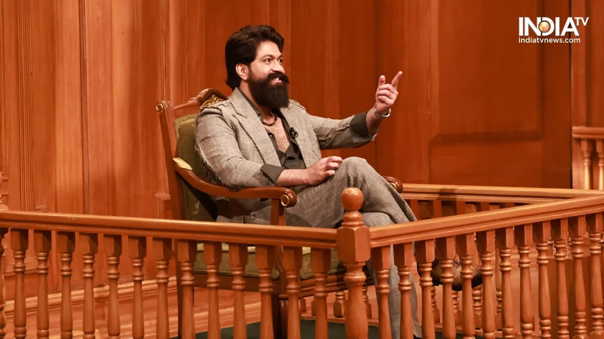 Aap Ki Adalat: Yash reacts to Aamir Khan, Ranveer Singh