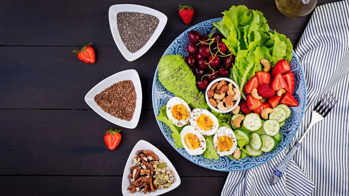 Trying to stay in a calorie deficit? Fitness coach shares 4 simple ways to eat less without feeling hungry