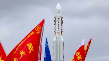 China abruptly postpones ambitious Chang