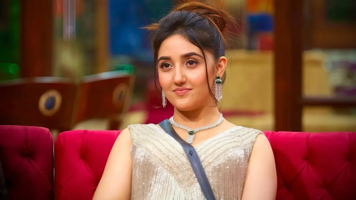 BB19: Ashnoor Kaur posts "sukoon after tough storm" in his first post following his eviction; Abhishek Bajaj responds