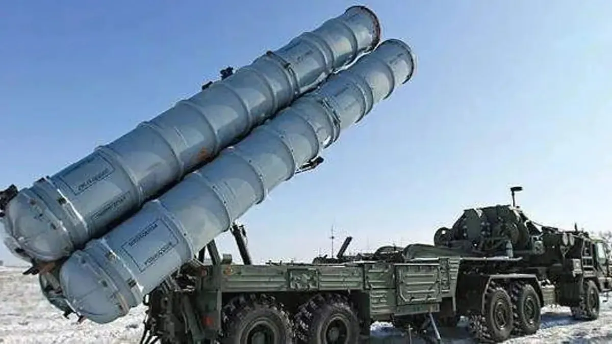 India plans to purchase 300 Russian missiles and requests five S-400 squadrons during the Modi-Putin meeting.